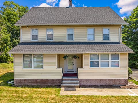 Photo of 85 School Ground Road, Branford, CT 06405 (MLS # 24105087)