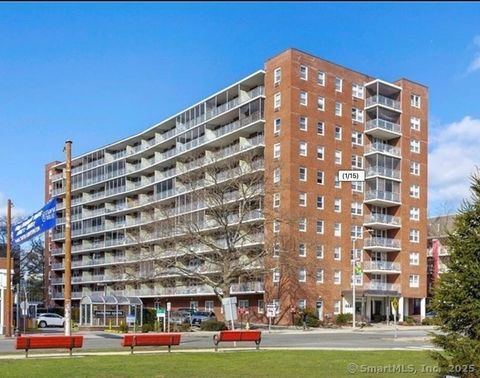Photo of 444 Bedford Street #APT 4R, Stamford, CT 06901 (MLS # 24133444)