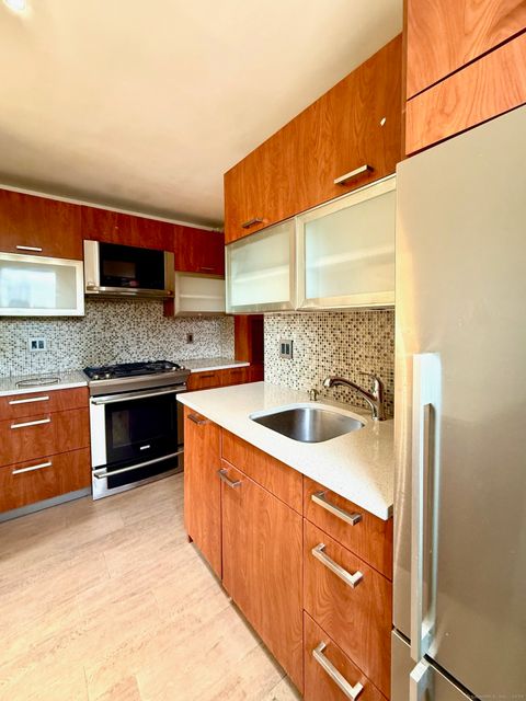 Tiny photo for 444 Bedford Street #APT 4R, Stamford, CT 06901 (MLS # 24133444)