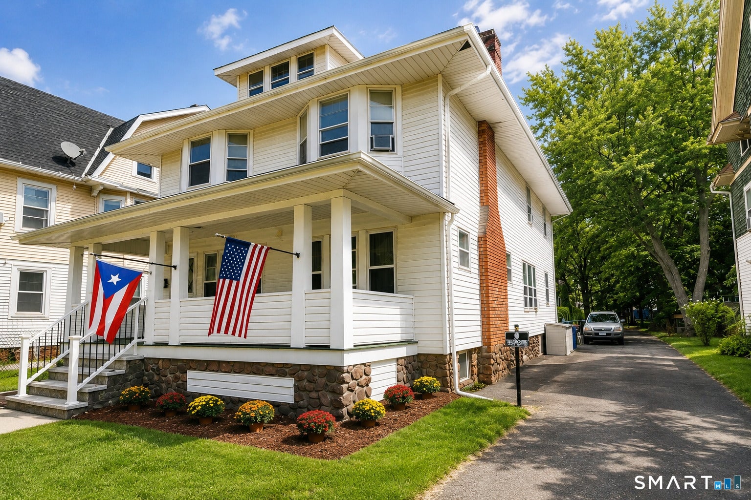 209 Camp Street