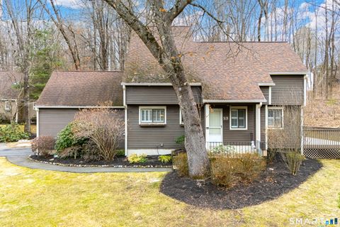 Condo For Sale - 23 Wood Duck Lane #23<br/> Simsbury, CT 06081