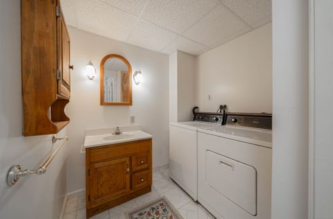 Tiny photo for 53 Brushy Plain Road #APT 3D, Branford, CT 06405 (MLS # 24142391)
