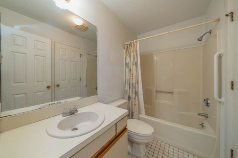 Tiny photo for 53 Brushy Plain Road #APT 3D, Branford, CT 06405 (MLS # 24142391)