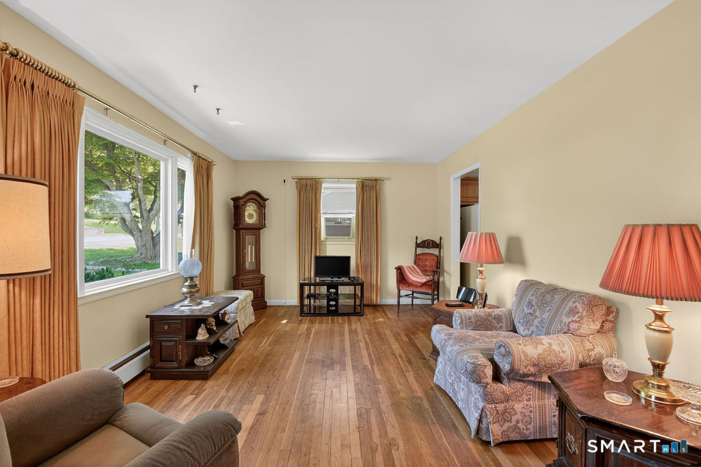 40 Easy Street