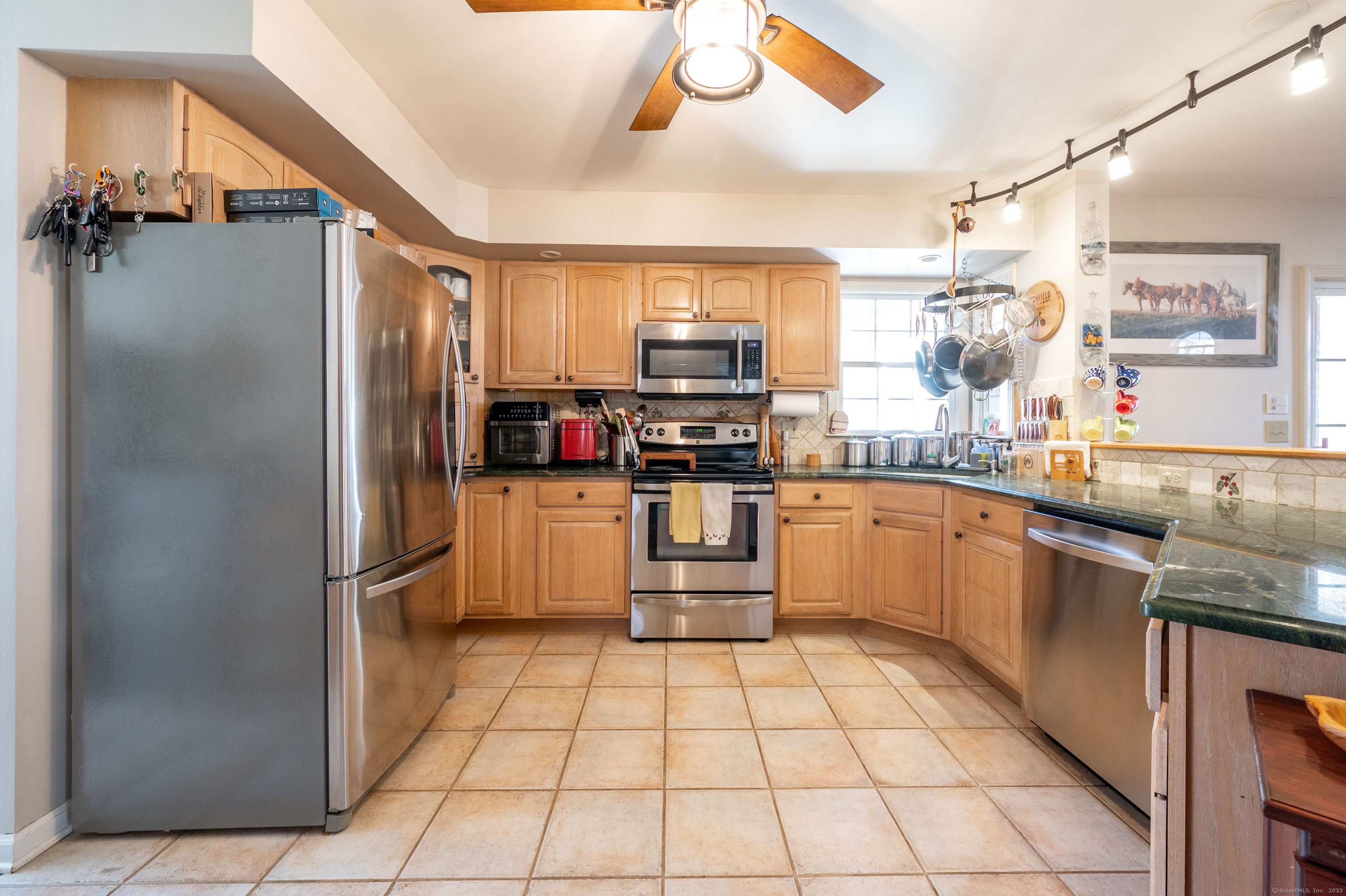 18 Mcnulty Drive, New Milford, Connecticut image 9