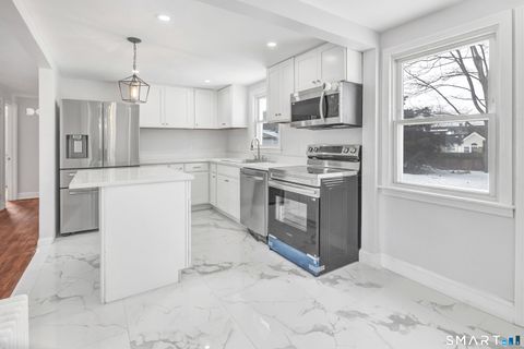 Apartment For Sale - 8 River Road<br/> East Haven, CT 06512