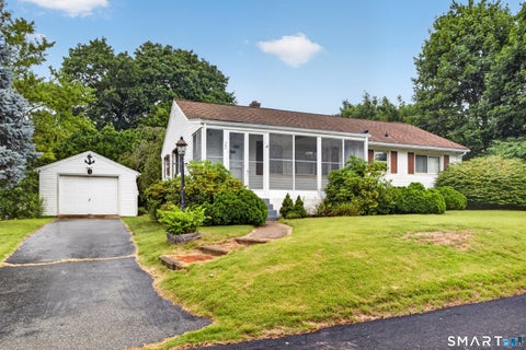 Homes For Sale - 22 Sixth Avenue<br/> Waterford, CT 06385