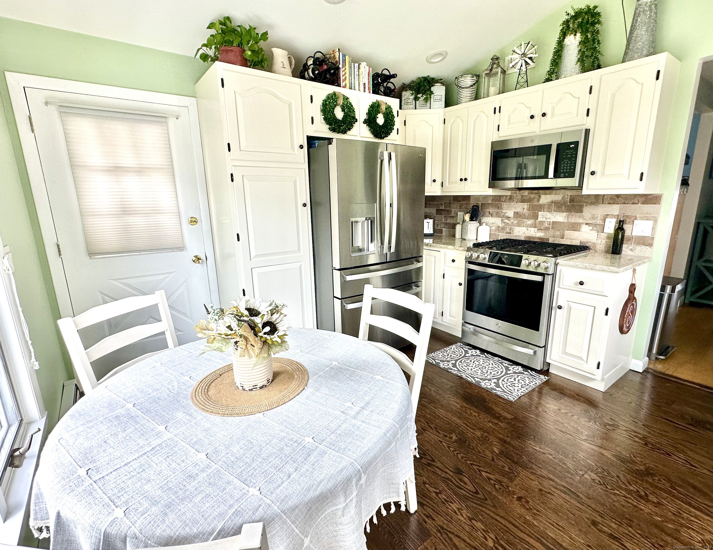 36 Green Meadow Road, Milford, Connecticut image 8