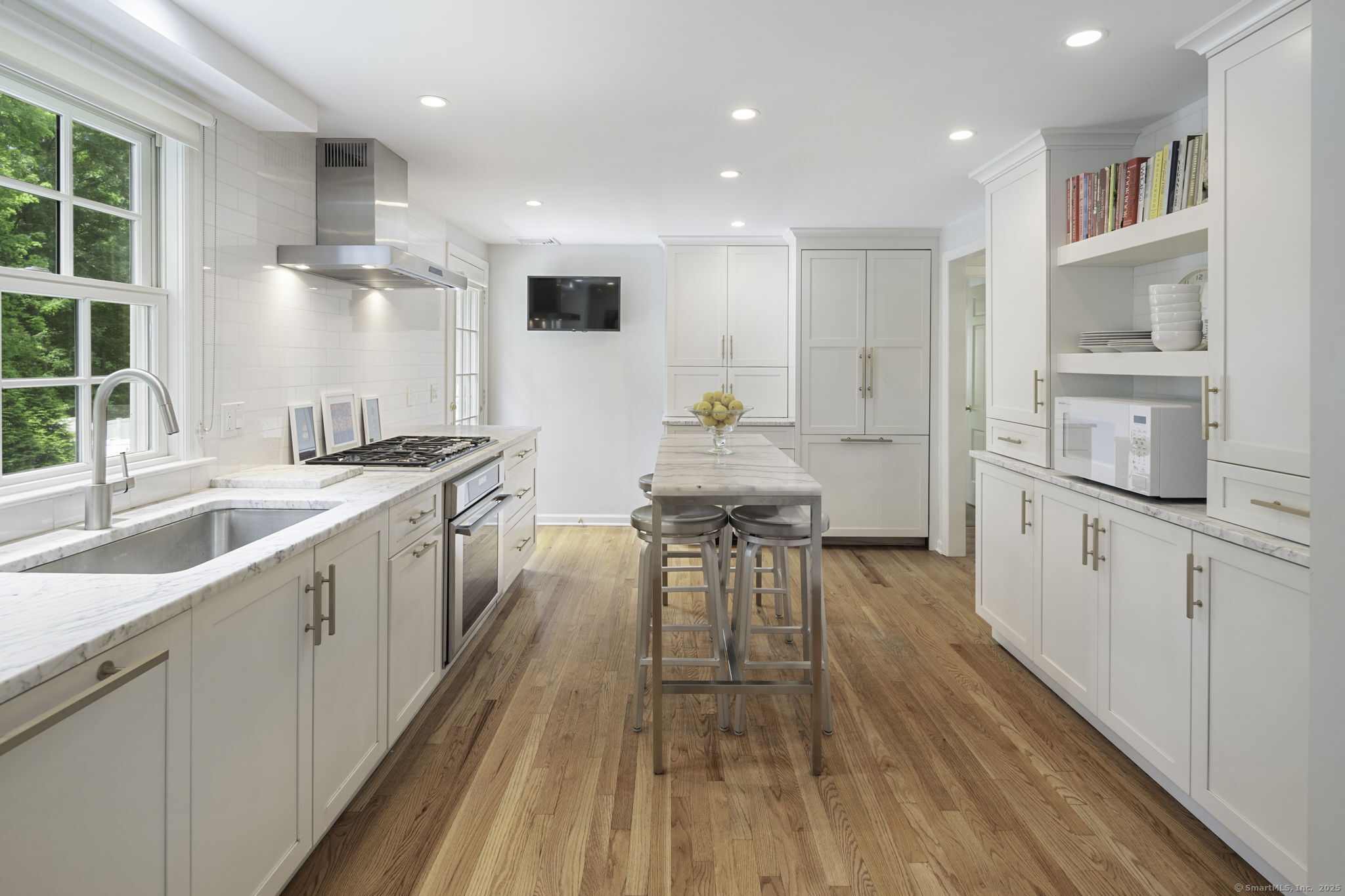 39 Briar Brae Road, Darien, Connecticut image 9