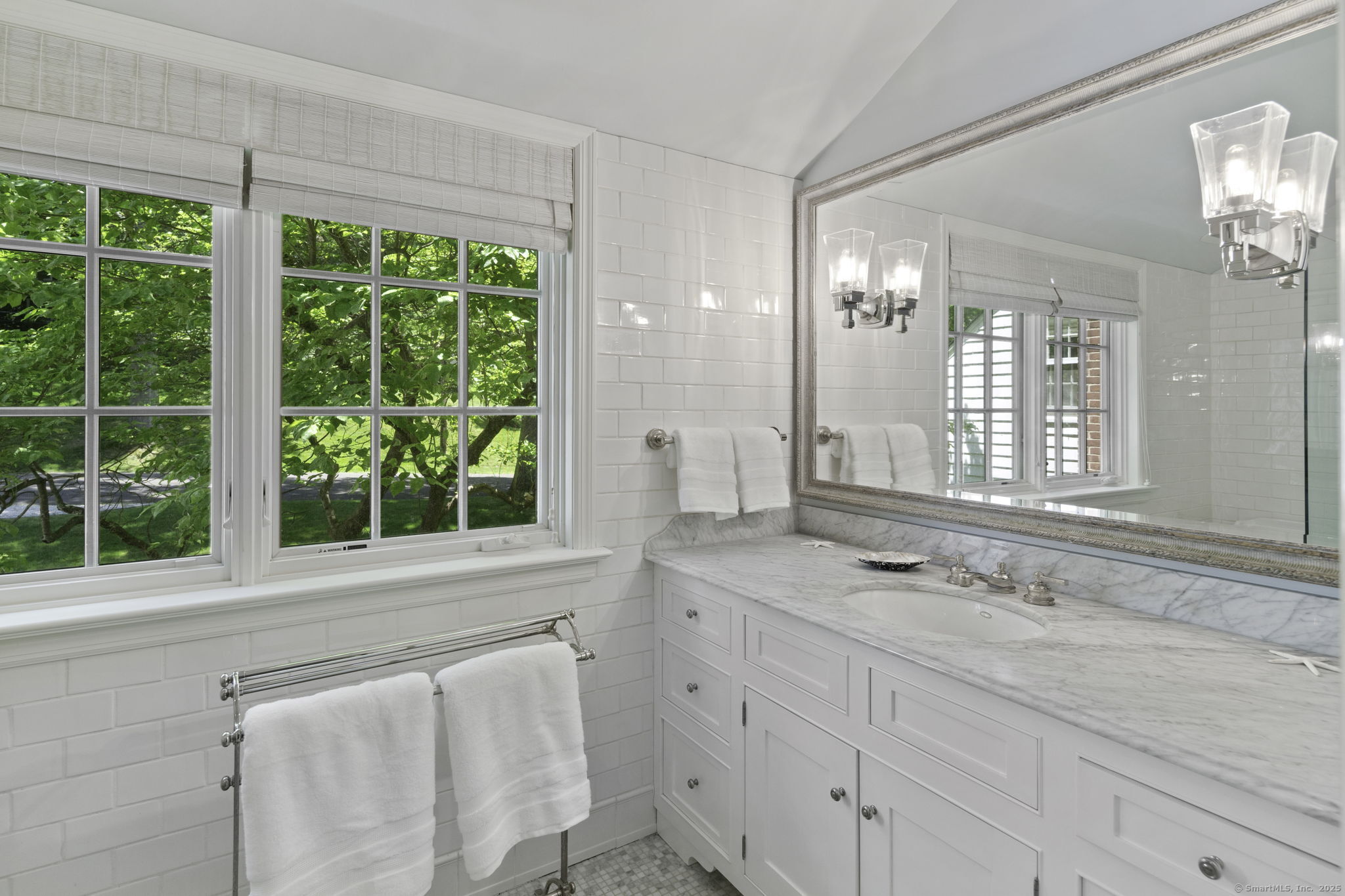 39 Briar Brae Road, Darien, Connecticut image 28