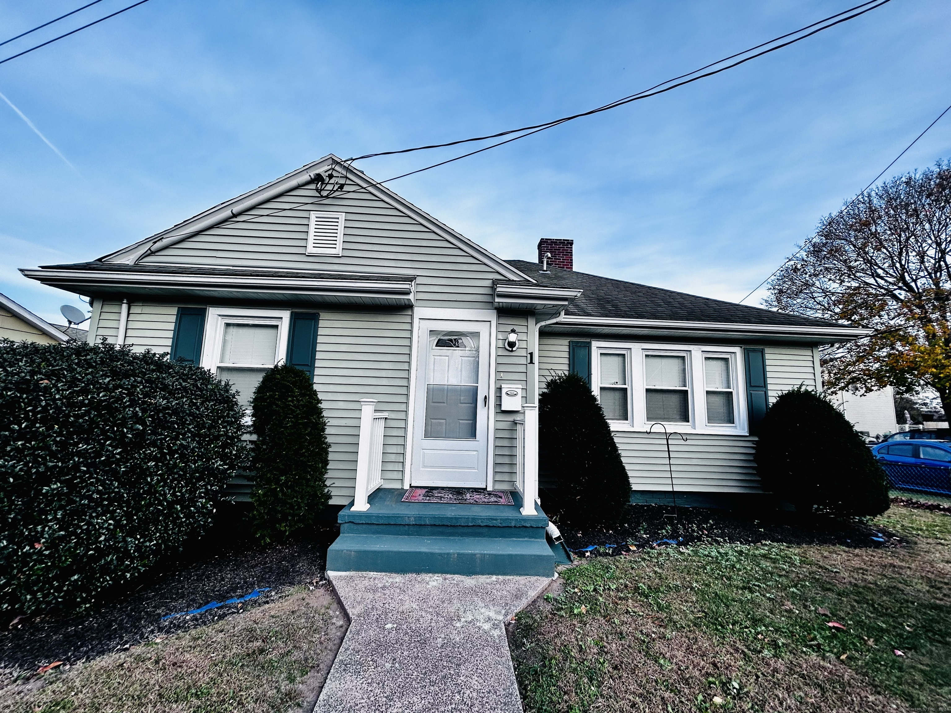 Property for Sale at 1 Townsend Avenue, New Haven, Connecticut - Bedrooms: 2 
Bathrooms: 1 
Rooms: 5  - $319,900