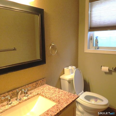 Tiny photo for 410 Farmington Avenue #APT 3L, New Britain, CT 06053 (MLS # 24153614)