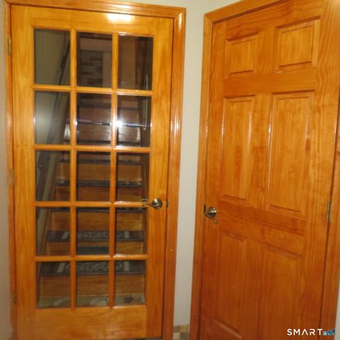 Tiny photo for 410 Farmington Avenue #APT 3L, New Britain, CT 06053 (MLS # 24153614)