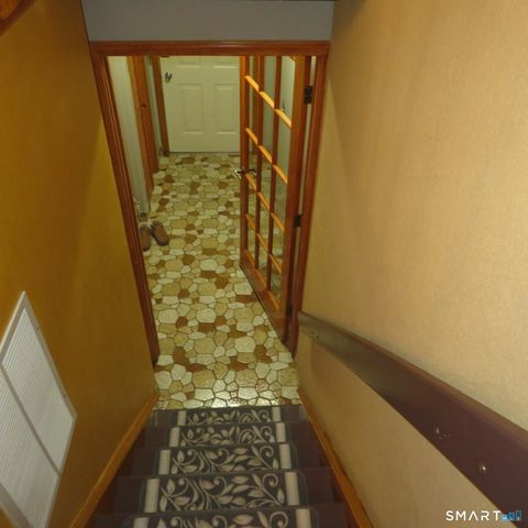 Tiny photo for 410 Farmington Avenue #APT 3L, New Britain, CT 06053 (MLS # 24153614)