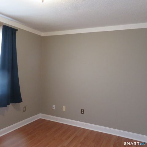 Tiny photo for 410 Farmington Avenue #APT 3L, New Britain, CT 06053 (MLS # 24153614)