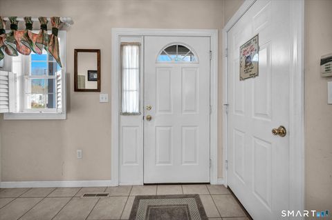 Tiny photo for 9 Cypress Circle #9, Berlin, CT 06037 (MLS # 24164520)