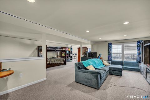 Tiny photo for 9 Cypress Circle #9, Berlin, CT 06037 (MLS # 24164520)