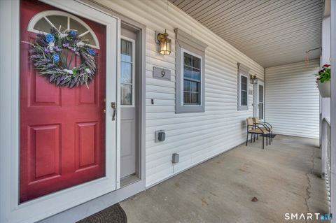 Tiny photo for 9 Cypress Circle #9, Berlin, CT 06037 (MLS # 24164520)