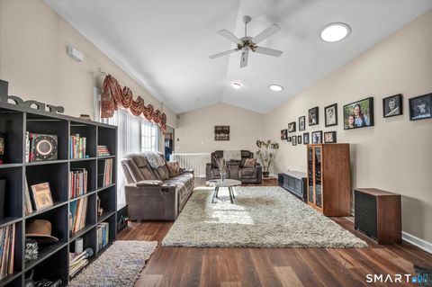 Tiny photo for 9 Cypress Circle #9, Berlin, CT 06037 (MLS # 24164520)