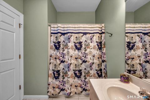 Tiny photo for 9 Cypress Circle #9, Berlin, CT 06037 (MLS # 24164520)