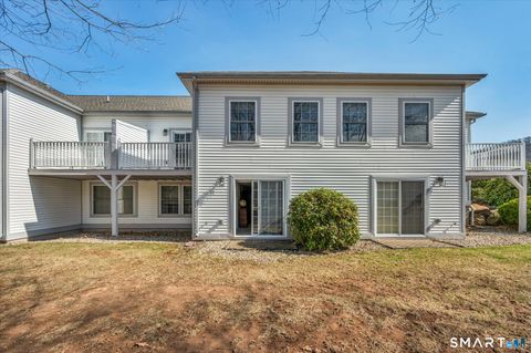 Tiny photo for 9 Cypress Circle #9, Berlin, CT 06037 (MLS # 24164520)