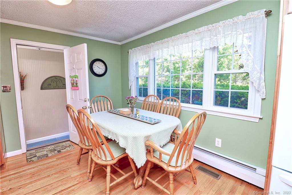 Photo 8 of 39 of 202 Belleview Avenue house