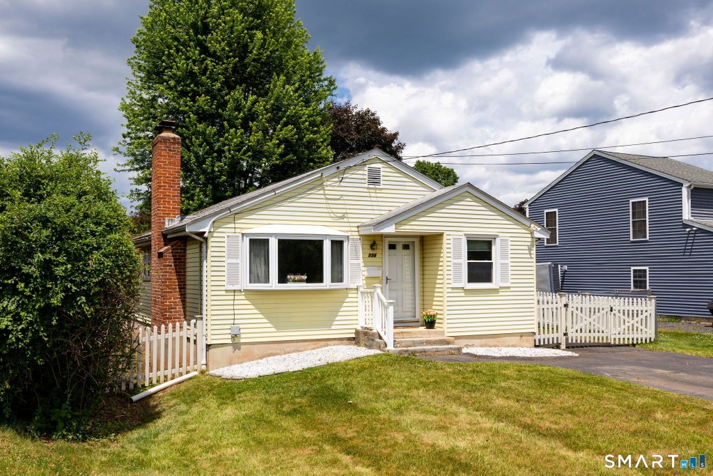 Photo of 234 Beacon Street, Newington, CT 06111 (MLS # 24181196)