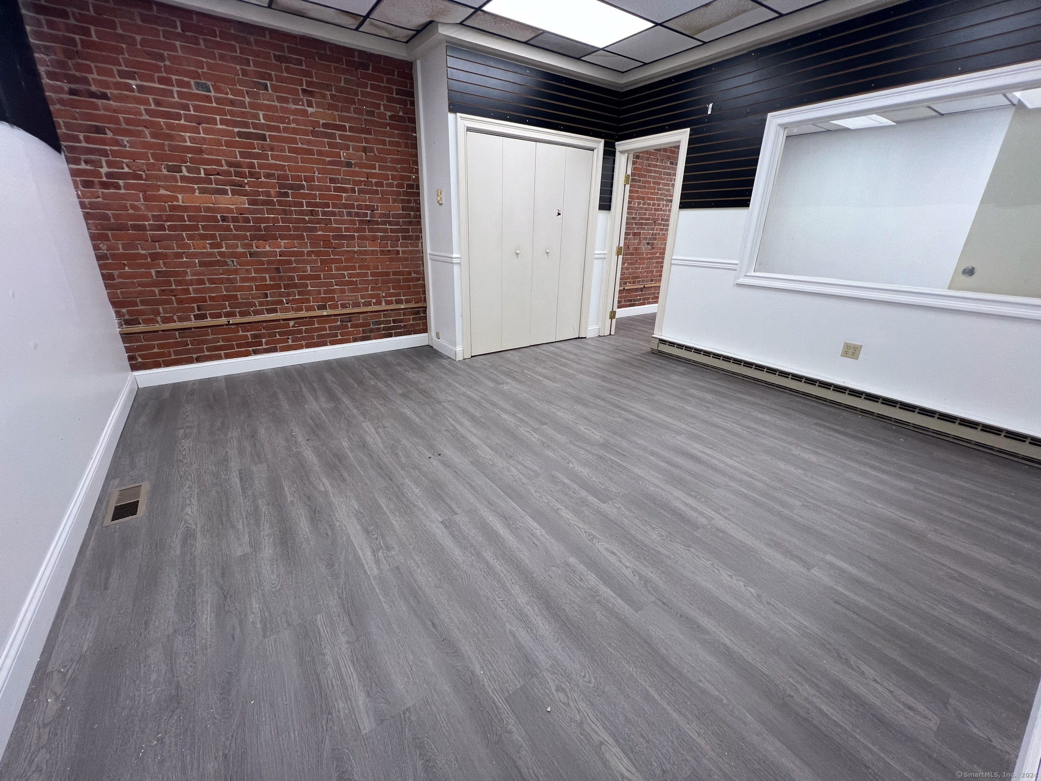 Plainville, Connecticut 06062, United States, ,Residential,Active,54684