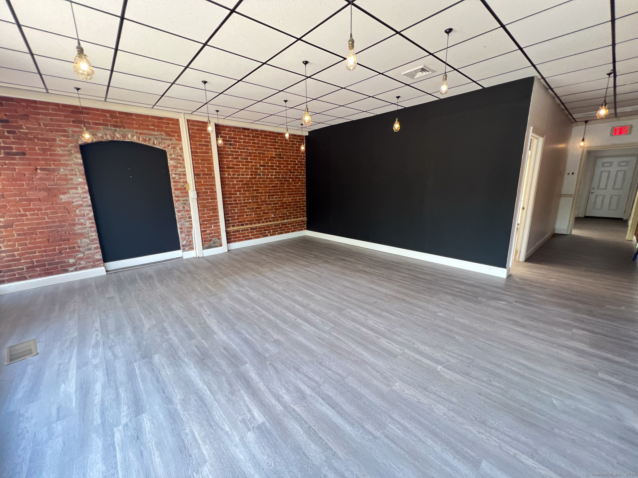 Plainville, Connecticut 06062, United States, ,Residential,Active,54684