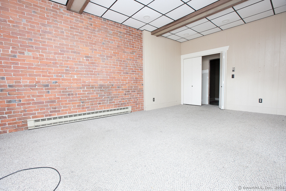 Plainville, Connecticut 06062, United States, ,Residential,Active,54684