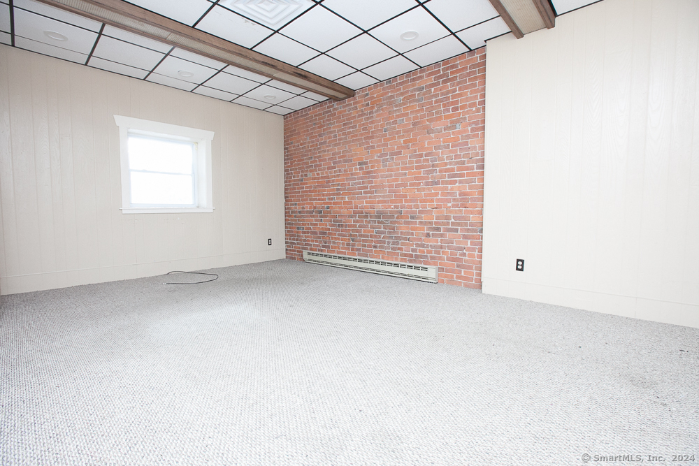 Plainville, Connecticut 06062, United States, ,Residential,Active,54684