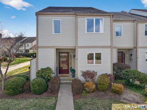 Condo For Sale - 100 Dudley Avenue #F27<br/> Old Saybrook, CT 06475