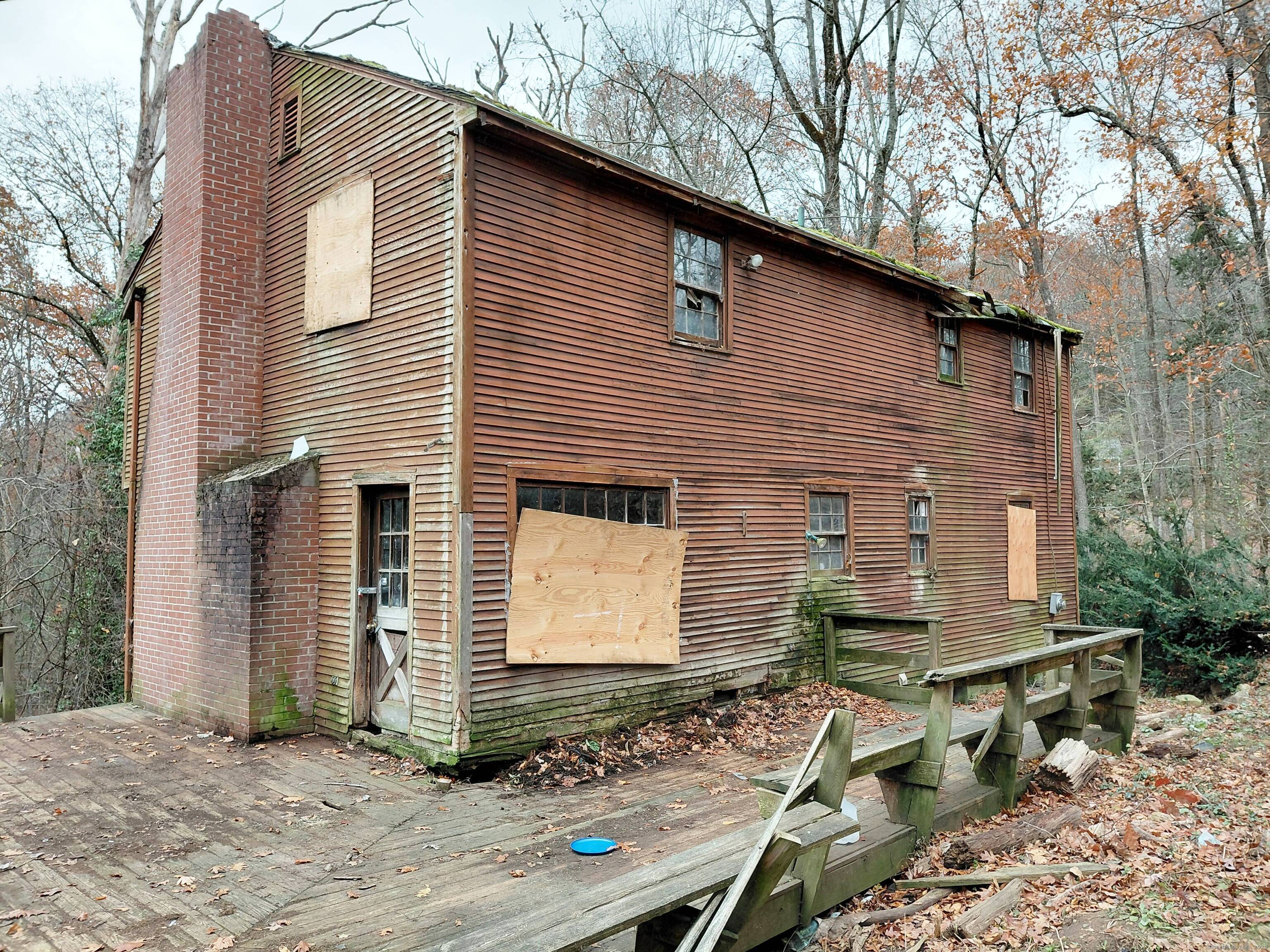 283 Mountain View Road