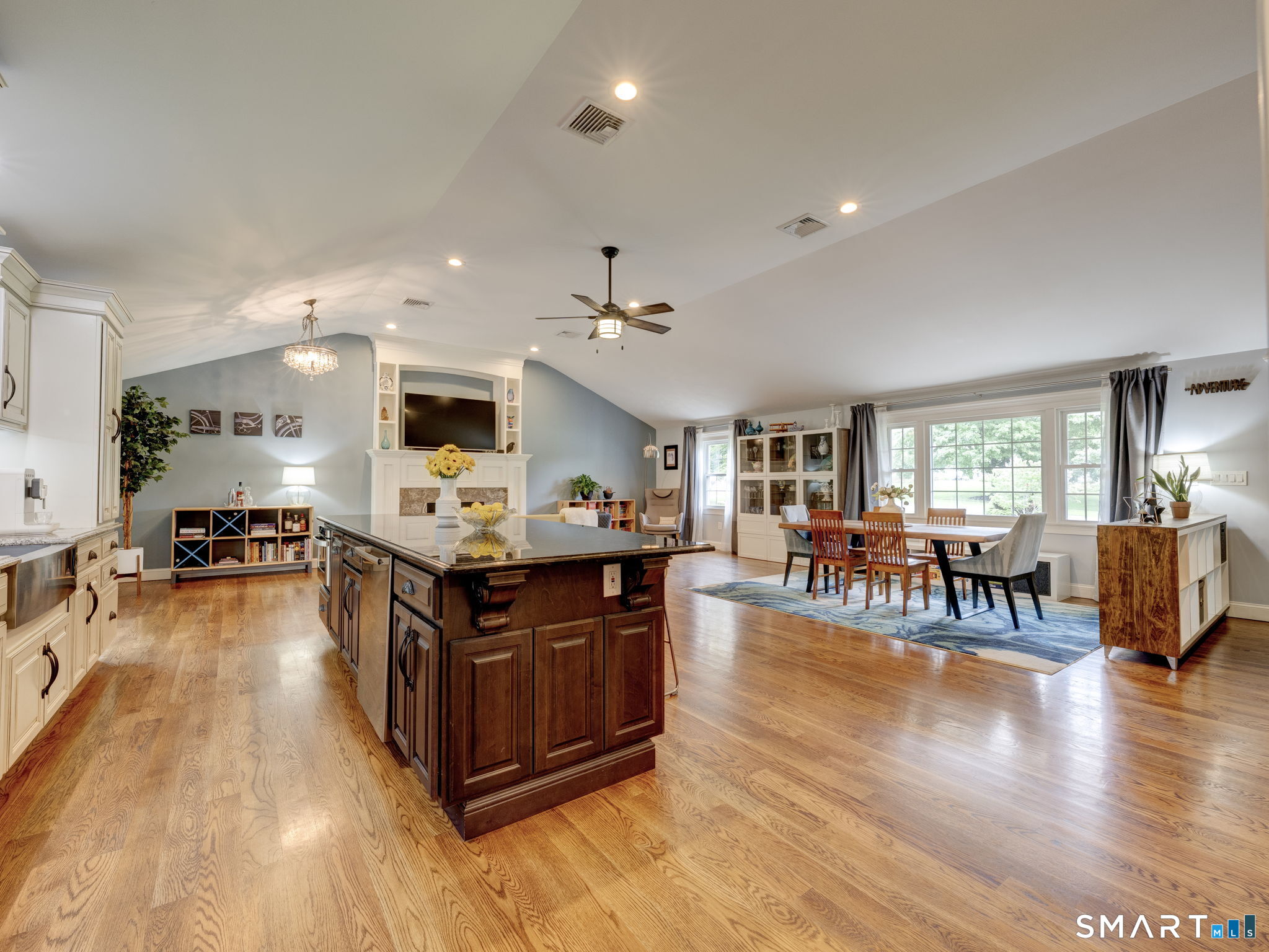111 Woodfield Crossing