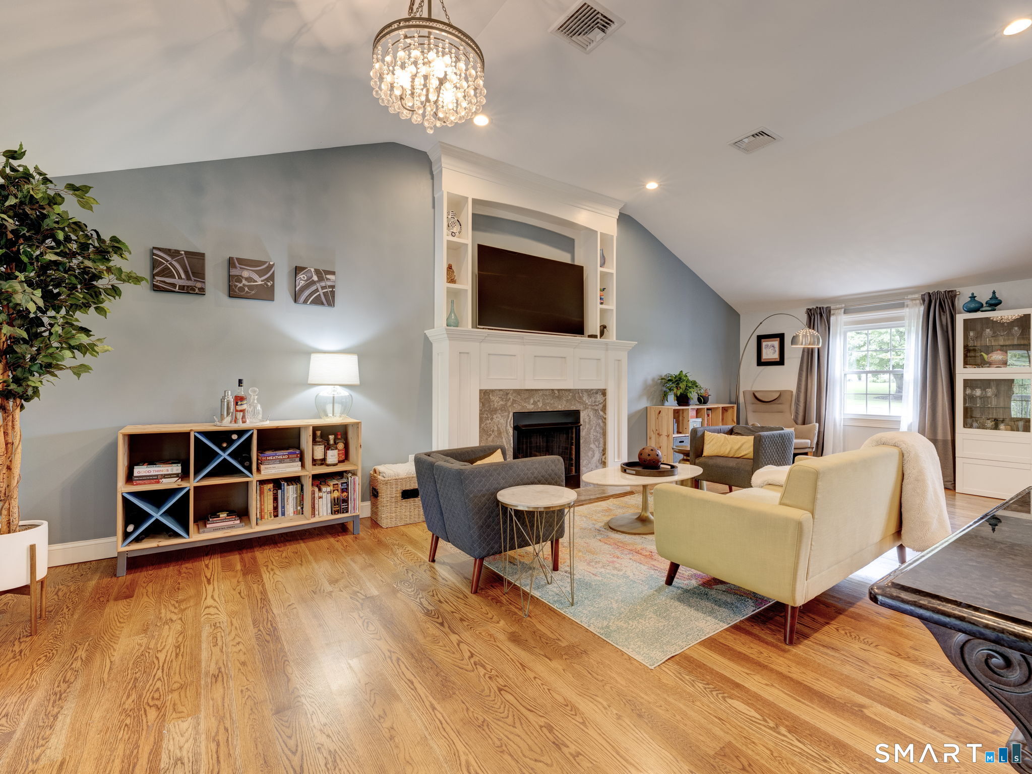 111 Woodfield Crossing