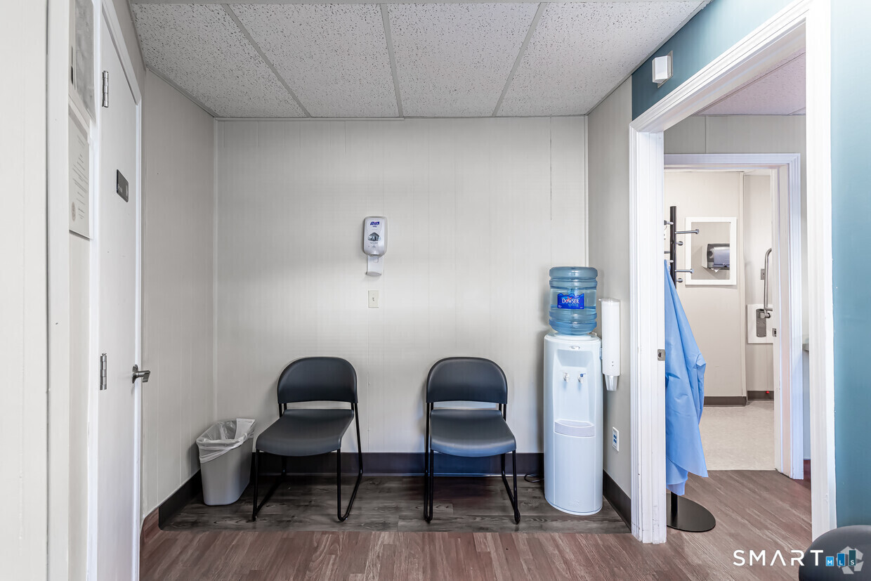 70 Heminway Park Road