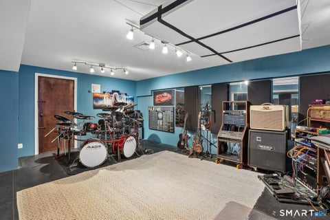 Tiny photo for 2 Drummers Lane, New Fairfield, CT 06812 (MLS # 24195390)