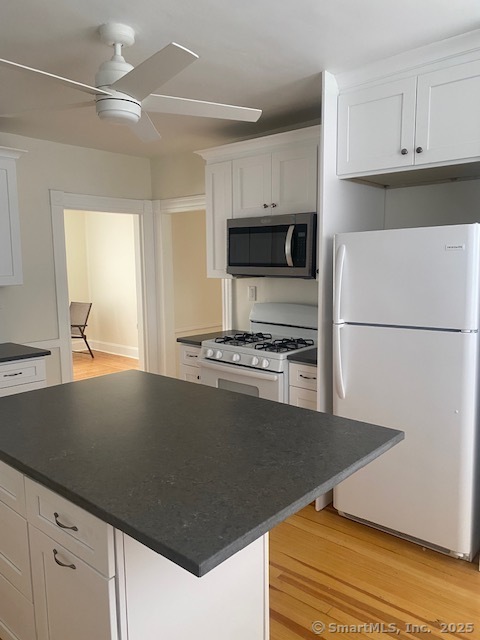 172 Beaver Street 2nd Fl