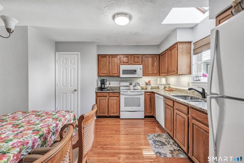 Tiny photo for 30 Ivy Grove Court #30, Shelton, CT 06484 (MLS # 24200473)