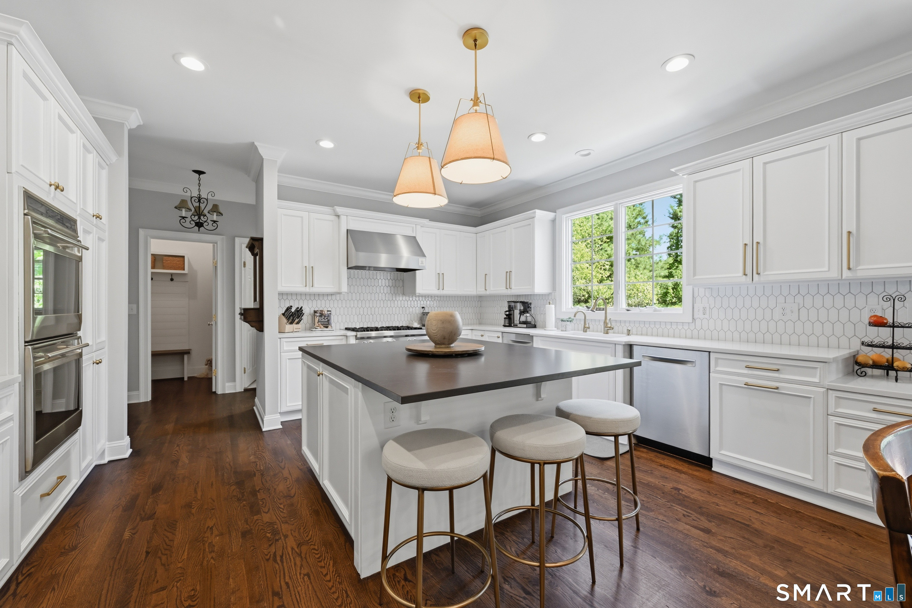 3 Hamlin Court