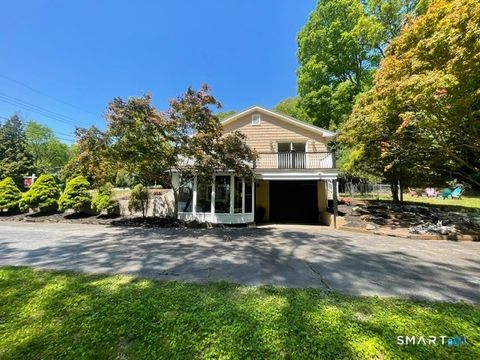 Photo of 106 Lucas Park Road, Norwich, CT 06360 (MLS # 24175335)