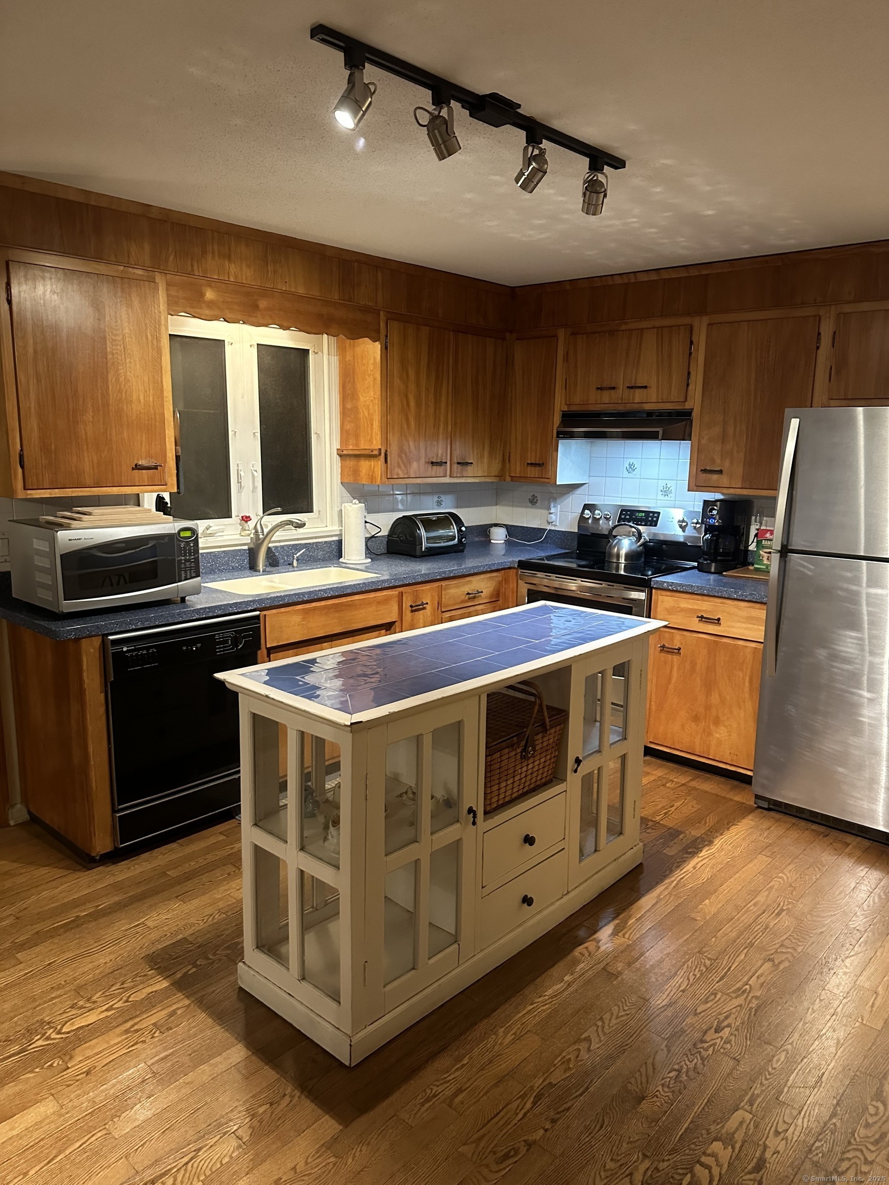 330 Boston Post Road, East Lyme, Connecticut image 11