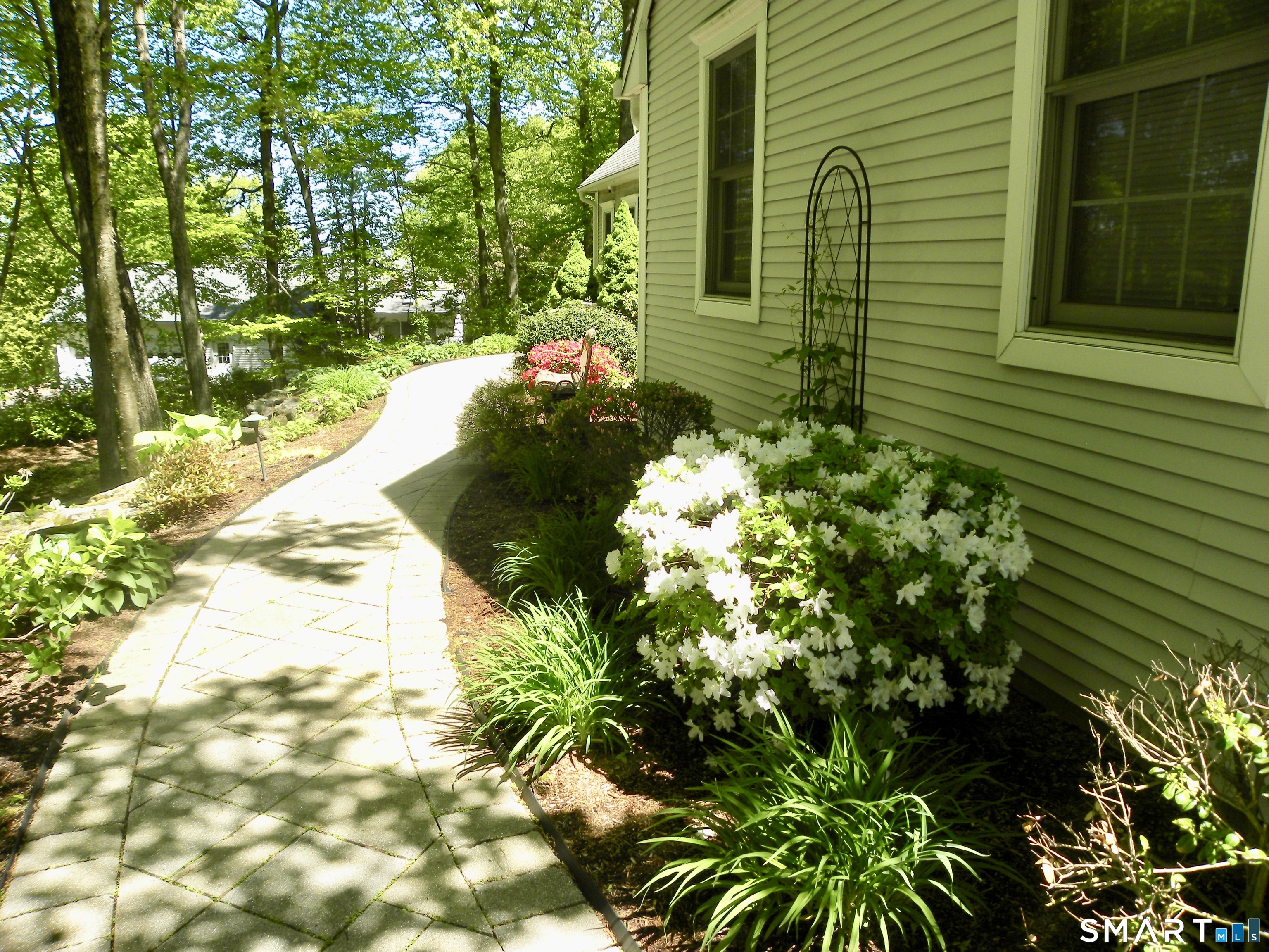 380 Dennison Ridge