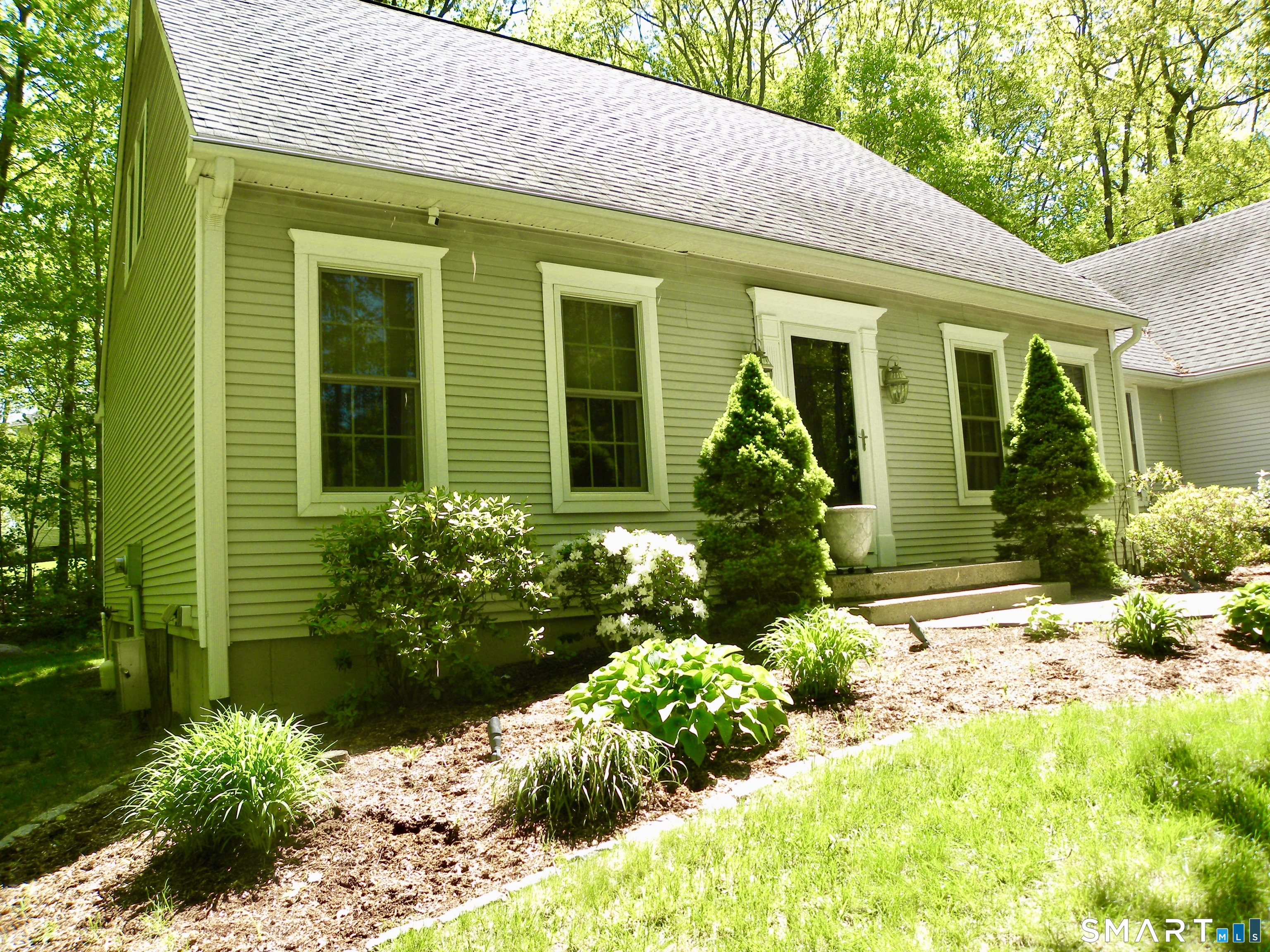 380 Dennison Ridge
