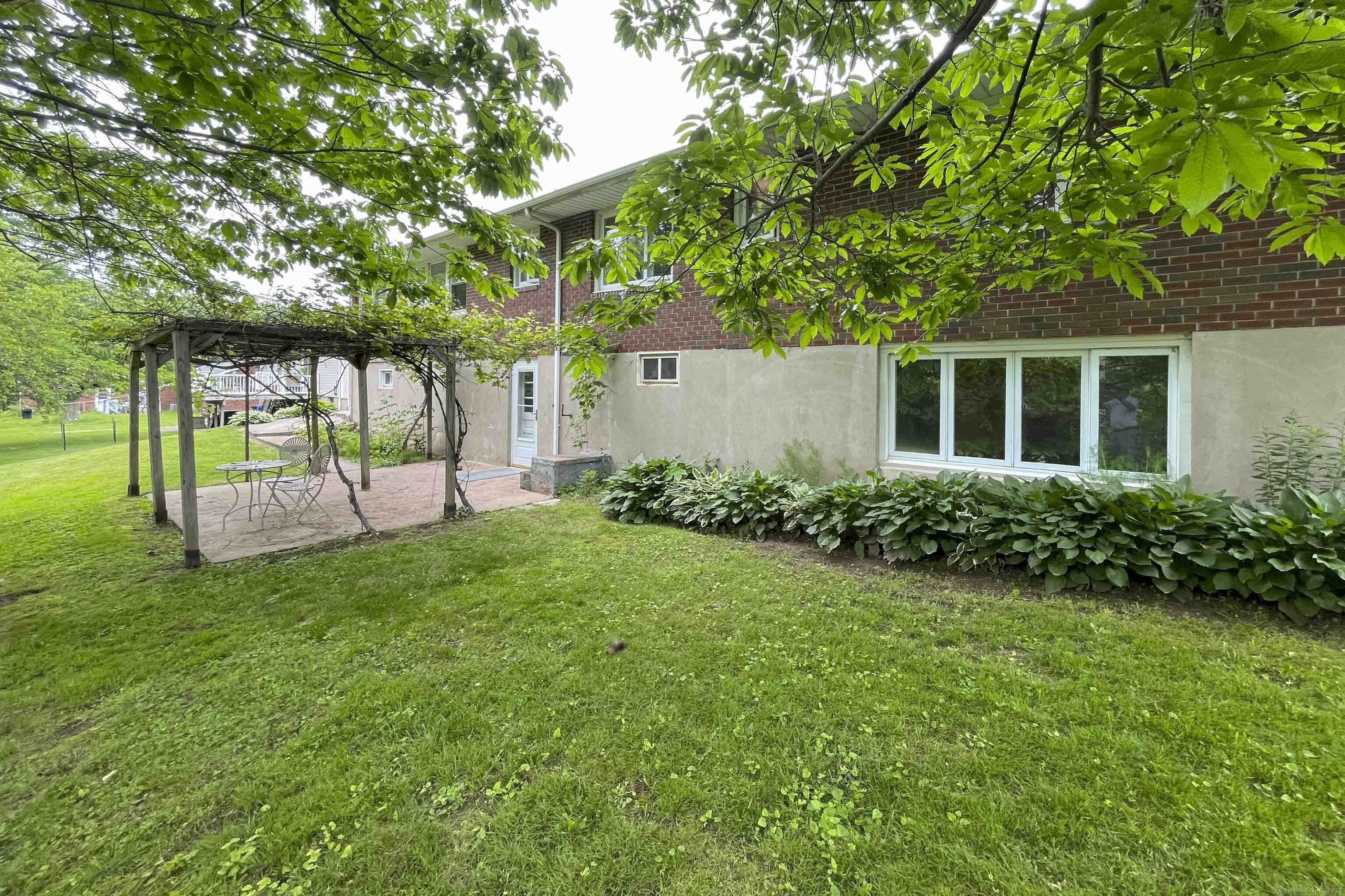 92 Milardo Lane, Middletown, Connecticut image 9