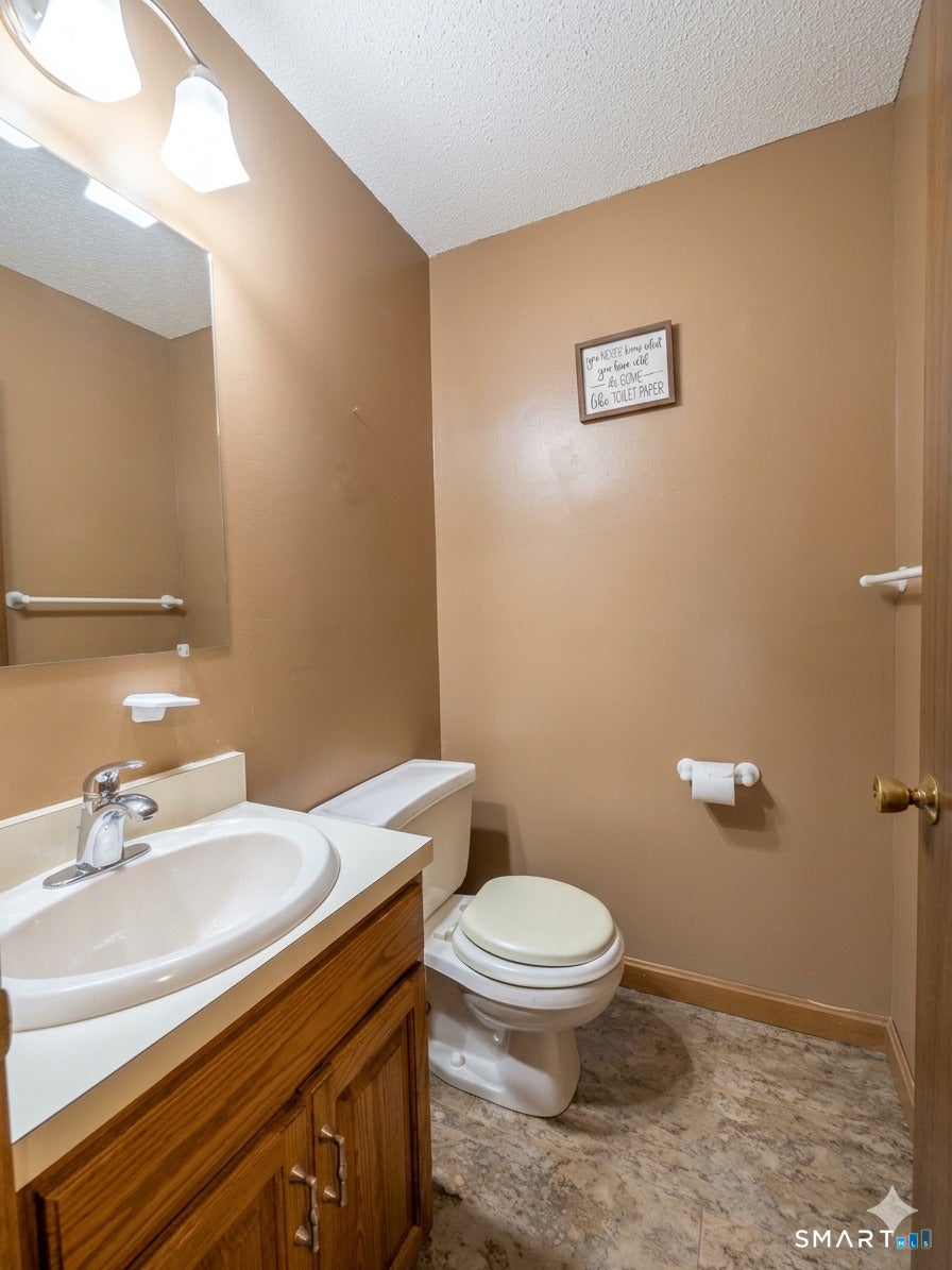 29 Kathleen Drive 7E