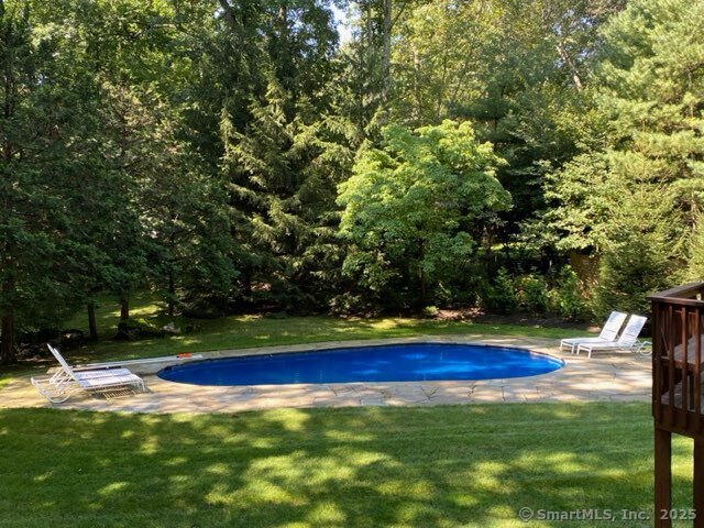 288 Briar Brae Road, Stamford, Connecticut image 22