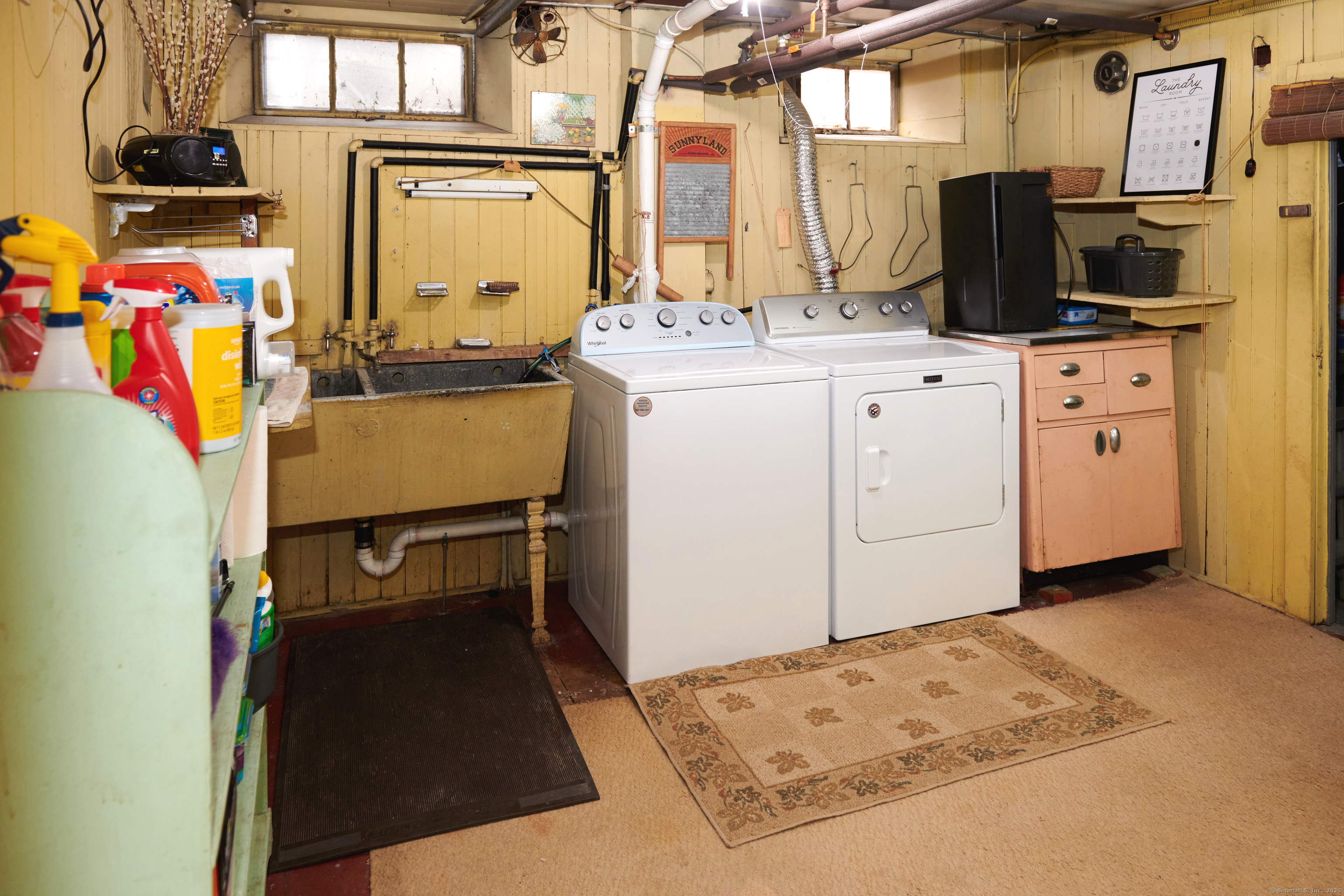 598 E Main Street, Torrington, Connecticut image 36