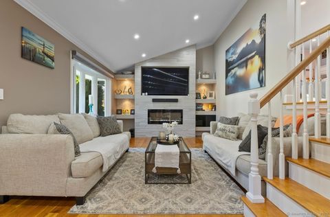 Photo of 117 Hollyberry Lane, Plainville, CT 06062 (MLS # 24127011)