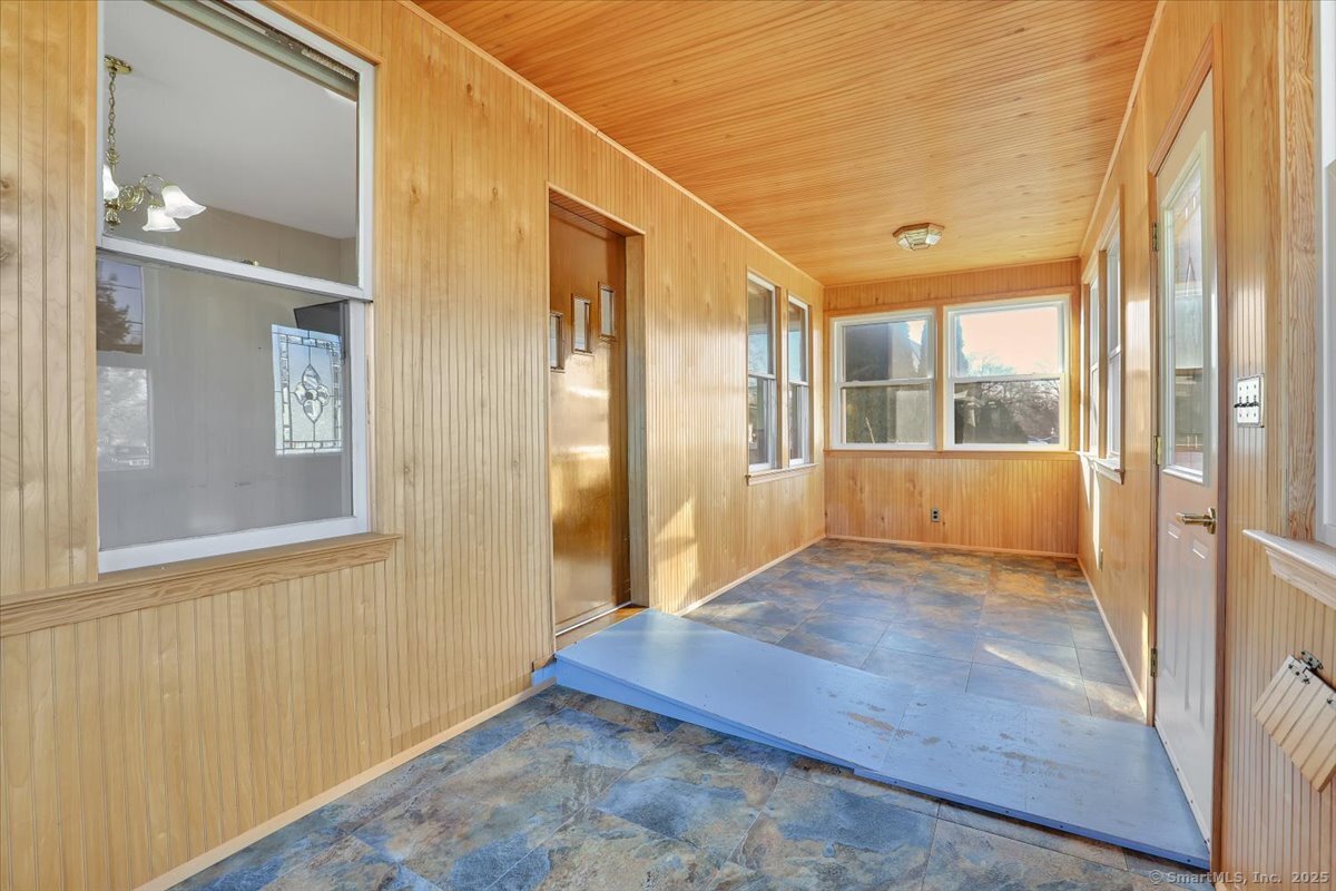 89 Maple Street, East Hartford, Connecticut image 14